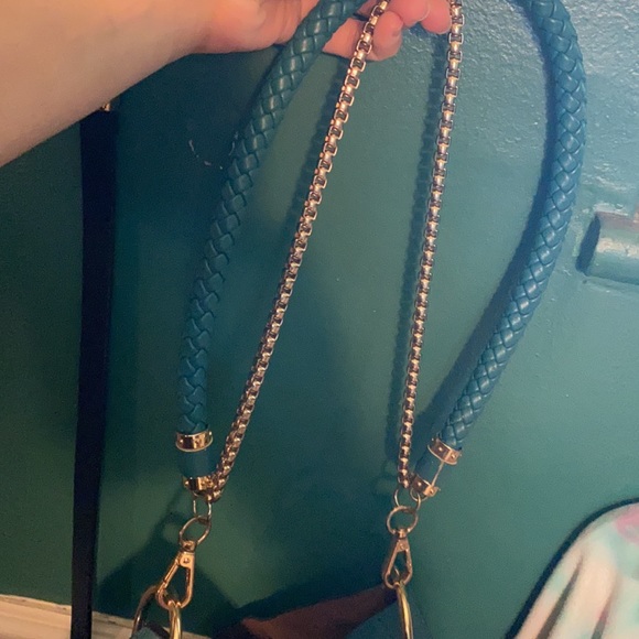 Purse - Picture 2 of 3